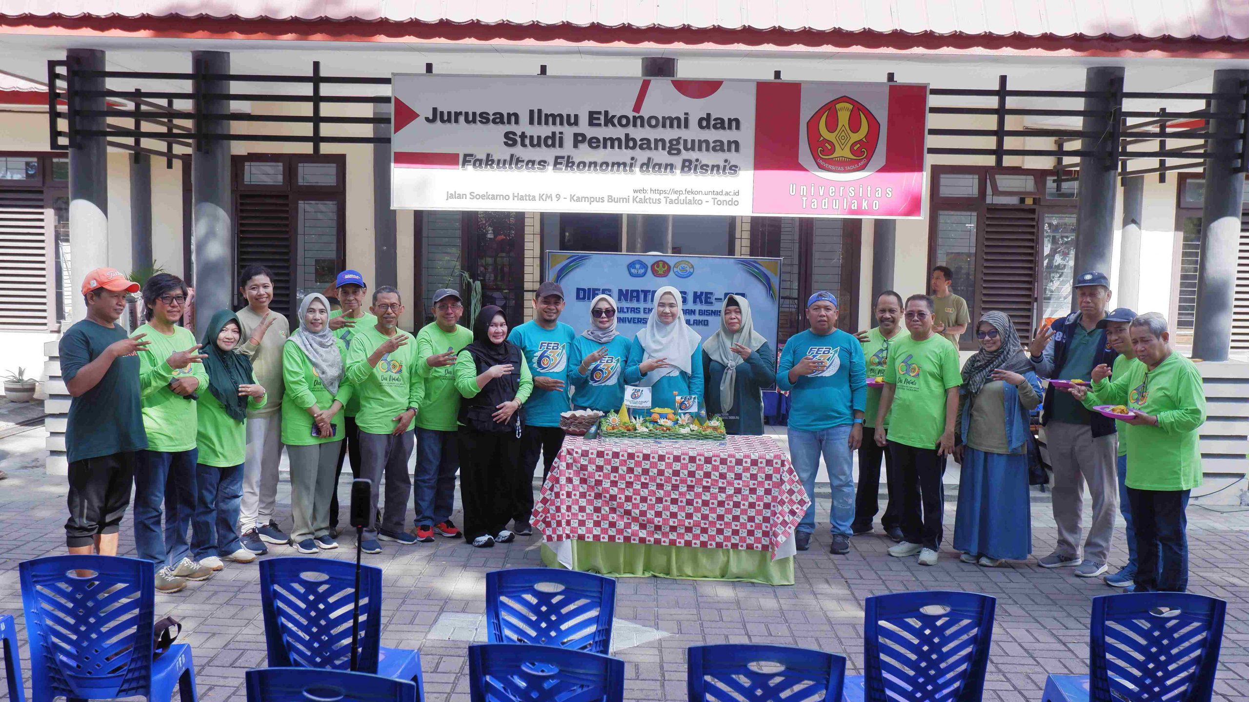Semarak Dies Natalis ke-63 FEB Untad: Usung Tema “Green, Innovative, and Impactful”, Awali Rangkaian dengan Potong Tumpeng dan Kampanye Ramah Lingkungan