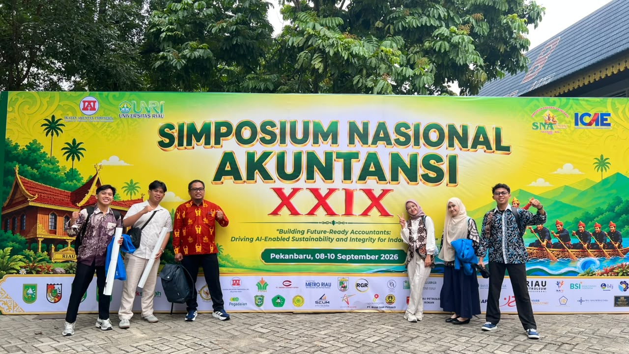 Tembus Panggung Global, Lima Mahasiswa Akuntansi UNTAD Presentasikan Karya Ilmiah di Konferensi Internasional ICAE Riau
